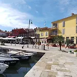 Apartman In - Insel Krk 13594 Vrbnik (Primorje-Gorski Kotar)