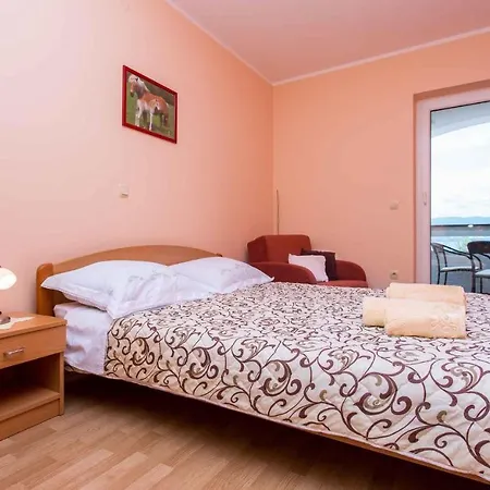 In - Insel Krk 13594 Apartment Vrbnik
